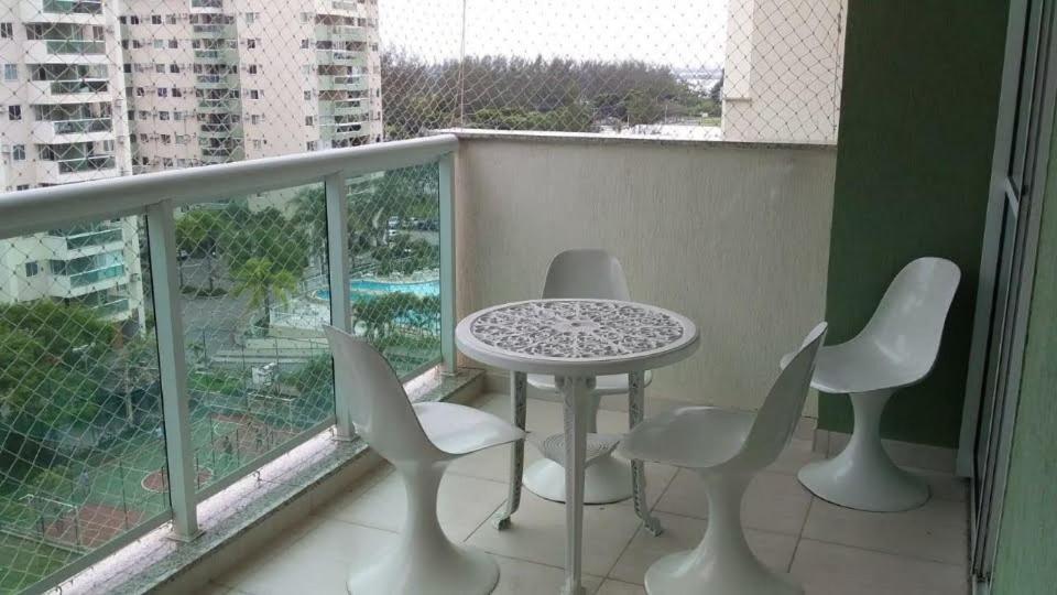Apartment Pool View